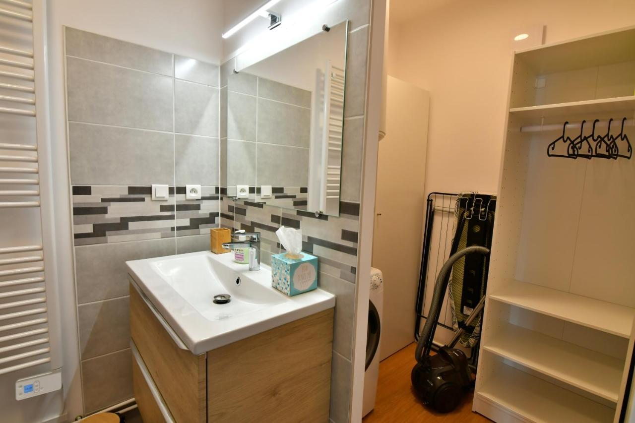 Le 44 - T2 Renove Moderne Et Confortable En Centre-Ville Montluçon المظهر الخارجي الصورة